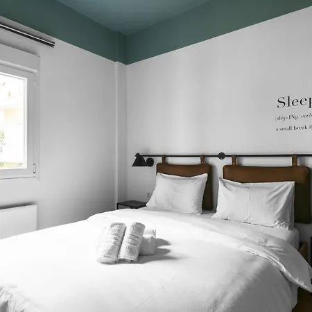 Breen, Nilie Hospitality Mgmt شقة سالونيك